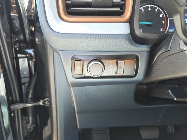 Used 2023 Ford Maverick Lariat w/ Lariat Luxury Package image 24