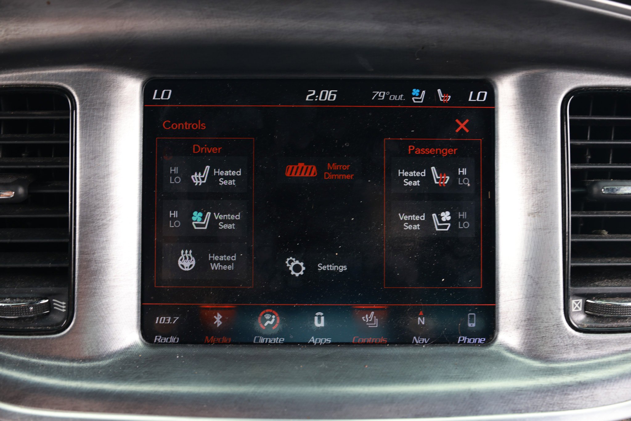 Used 2018 Dodge Charger R/T RWD image 39