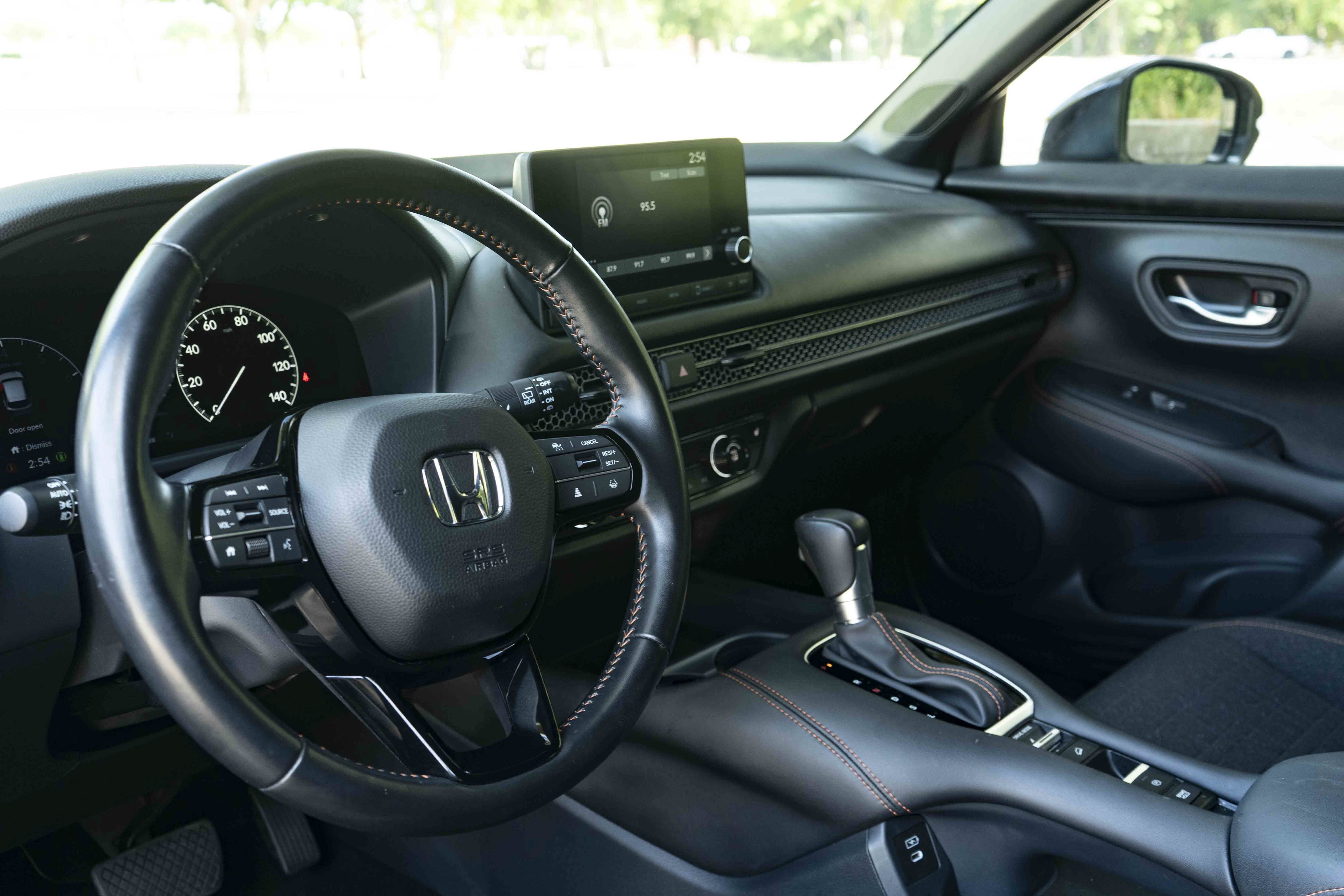 Certified 2025 Honda HR-V Sport image 16