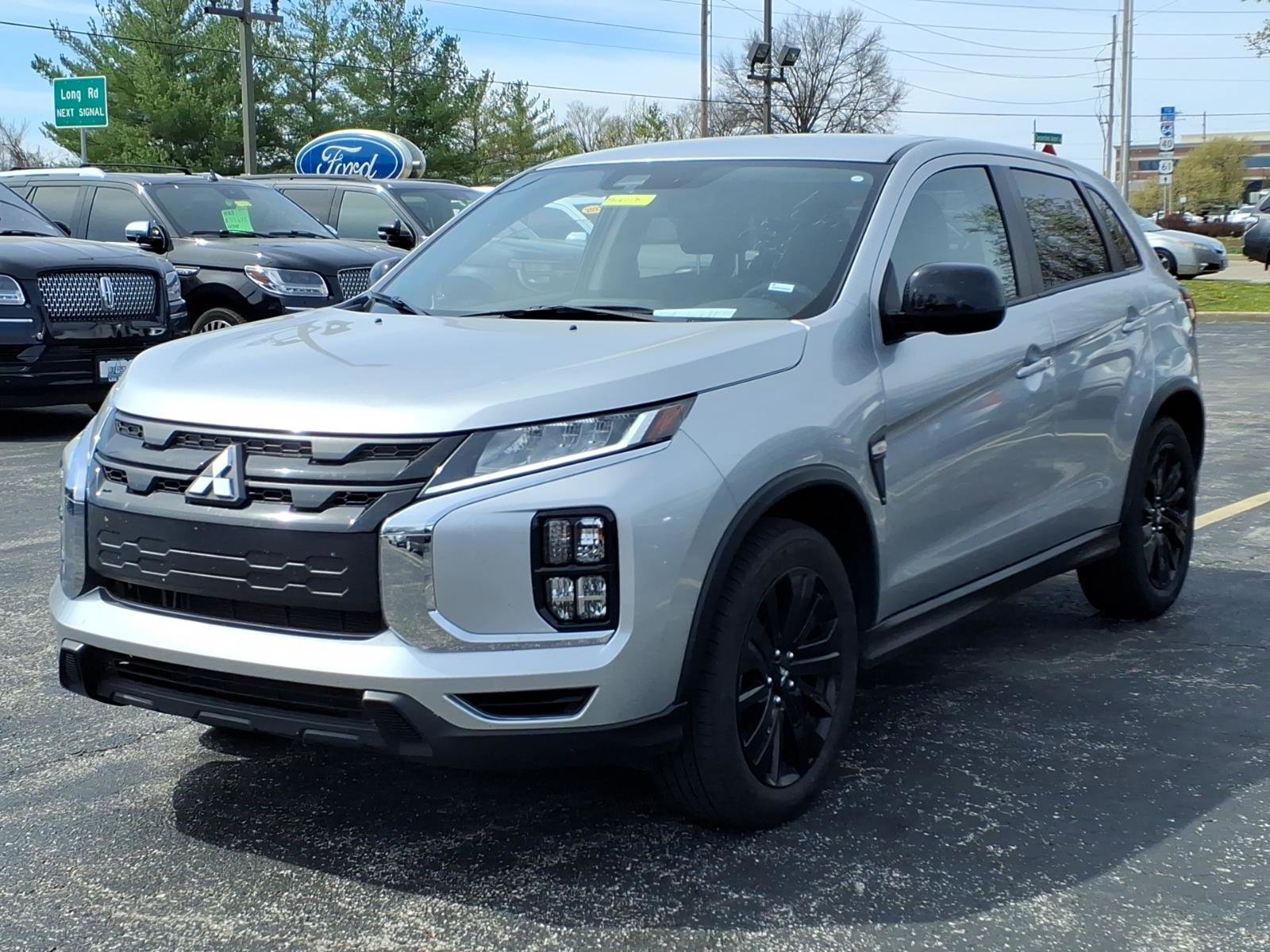 Used 2025 Mitsubishi Outlander Sport LE AWD/4WD image 3