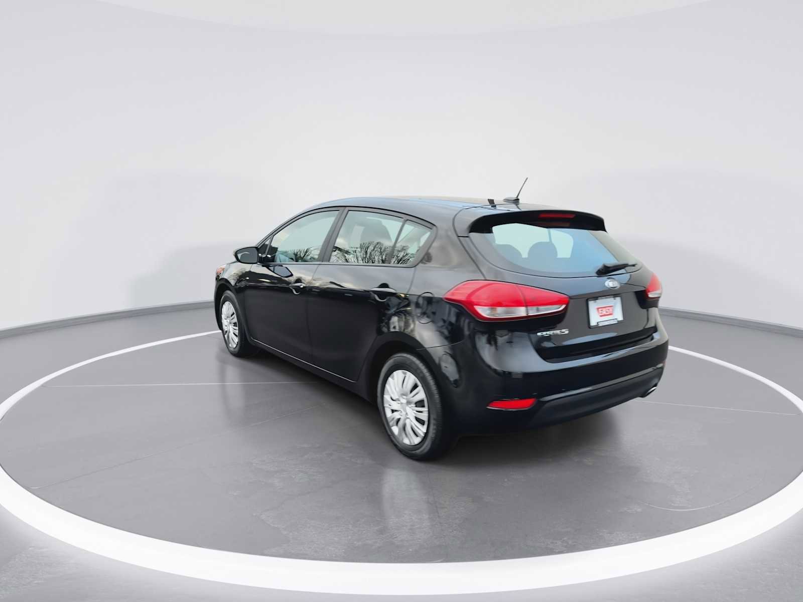 Used 2017 Kia Forte LX image 7