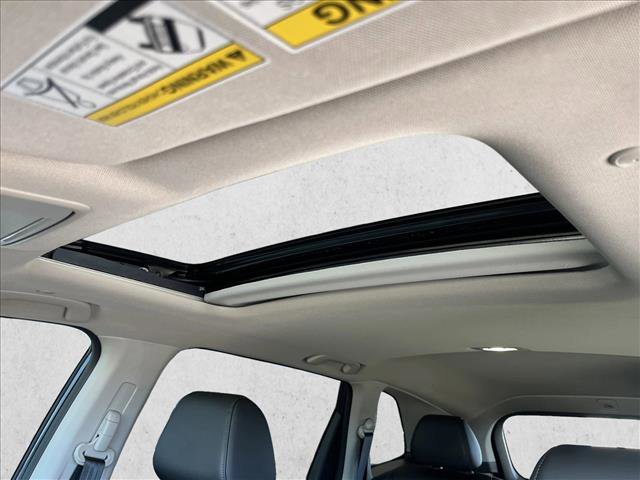 Used 2025 Honda CR-V EX-L image 12