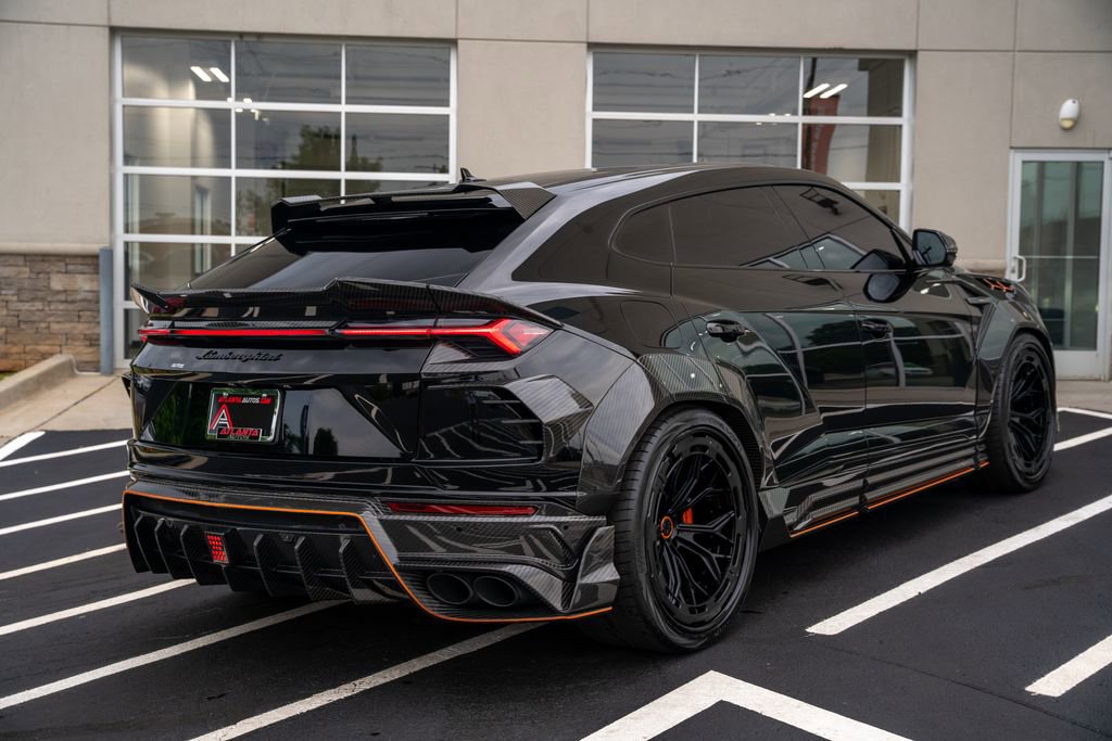 Used 2022 Lamborghini Urus AWD/4WD image 15