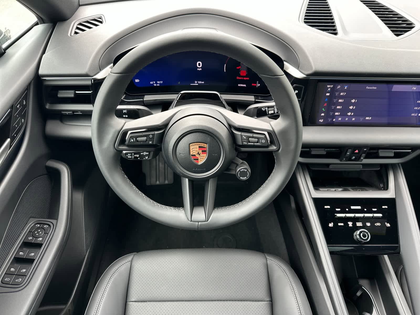 New 2026 Porsche Macan Electric RWD image 15