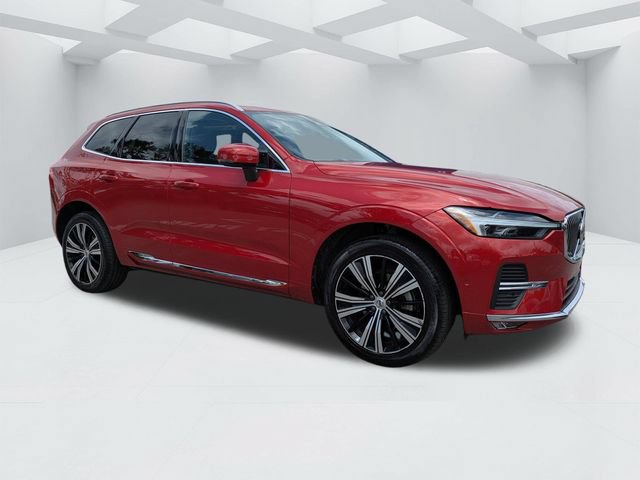 Certified 2023 Volvo XC60 B5 Plus AWD/4WD image 2