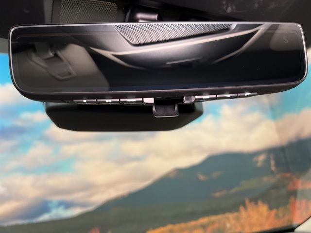 Certified 2025 Subaru Outback Touring XT w/ Popular Package #2 image 48