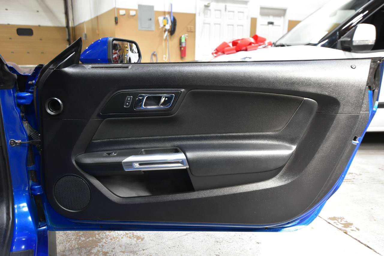Used 2017 Ford Mustang GT w/ GT Performance Package RWD image 27