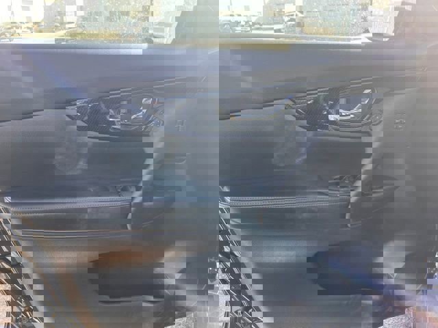 Used 2020 Nissan Rogue SL w/ Premium Package AWD/4WD image 9