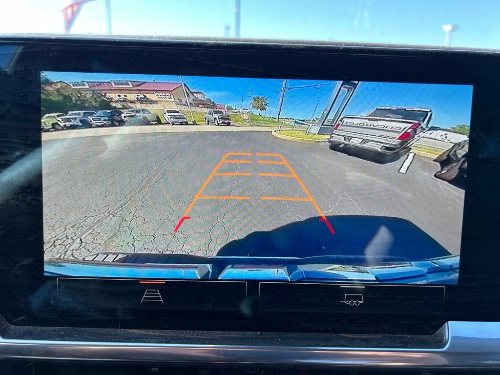 Used 2025 GMC Sierra 1500 SLT AWD/4WD image 28