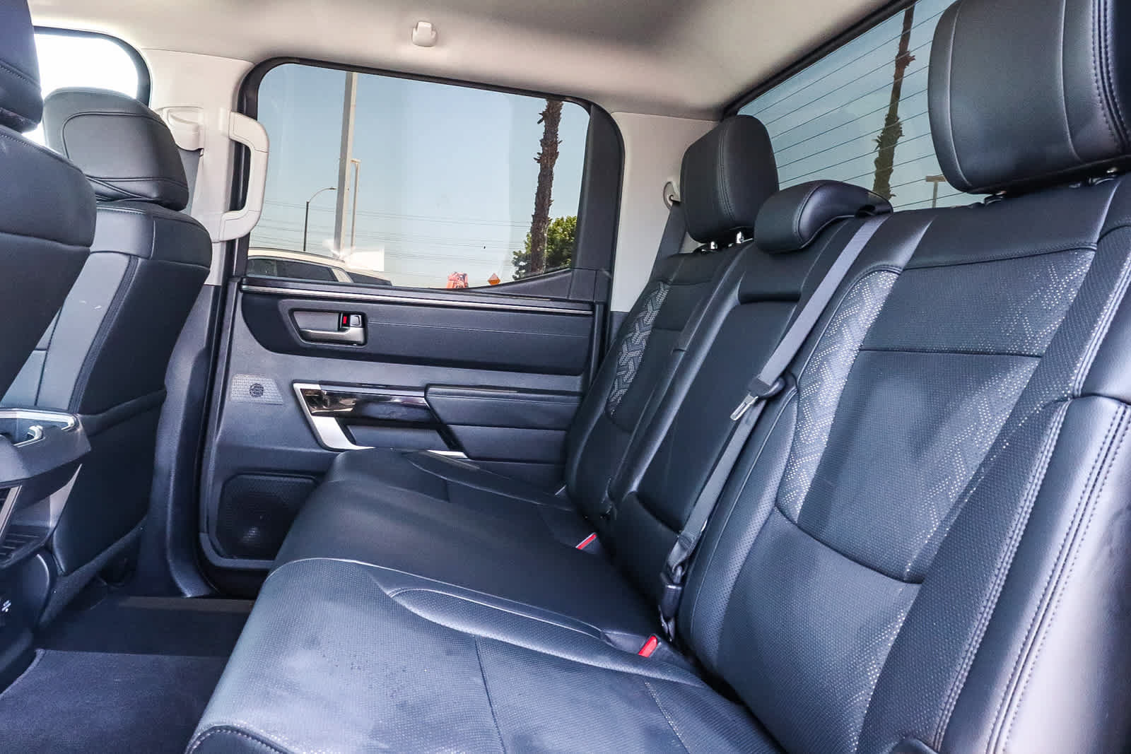 Used 2024 Toyota Tundra Limited w/ TRD Off-Road Package AWD/4WD image 27