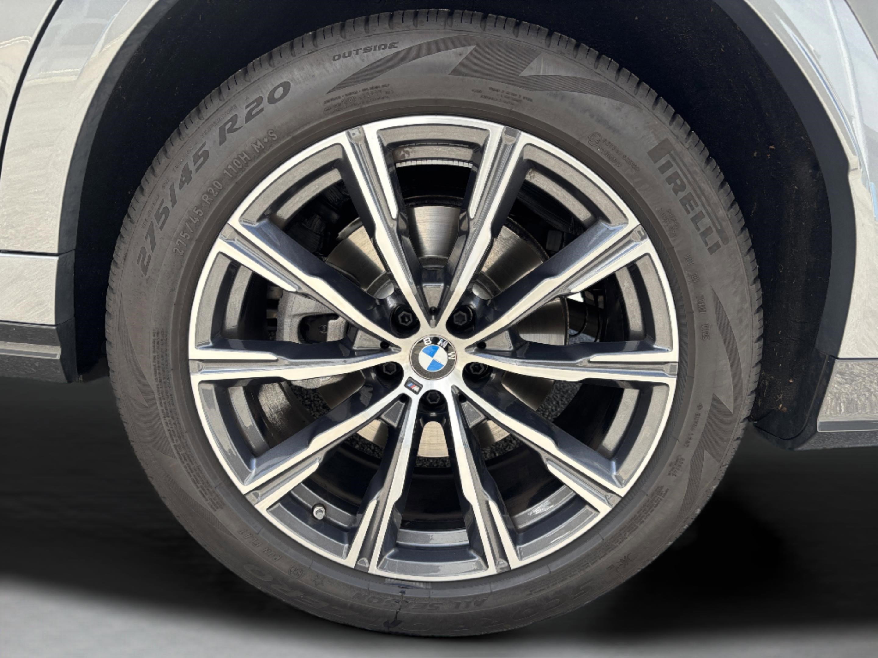 Used 2025 BMW X6 xDrive40i AWD/4WD image 33