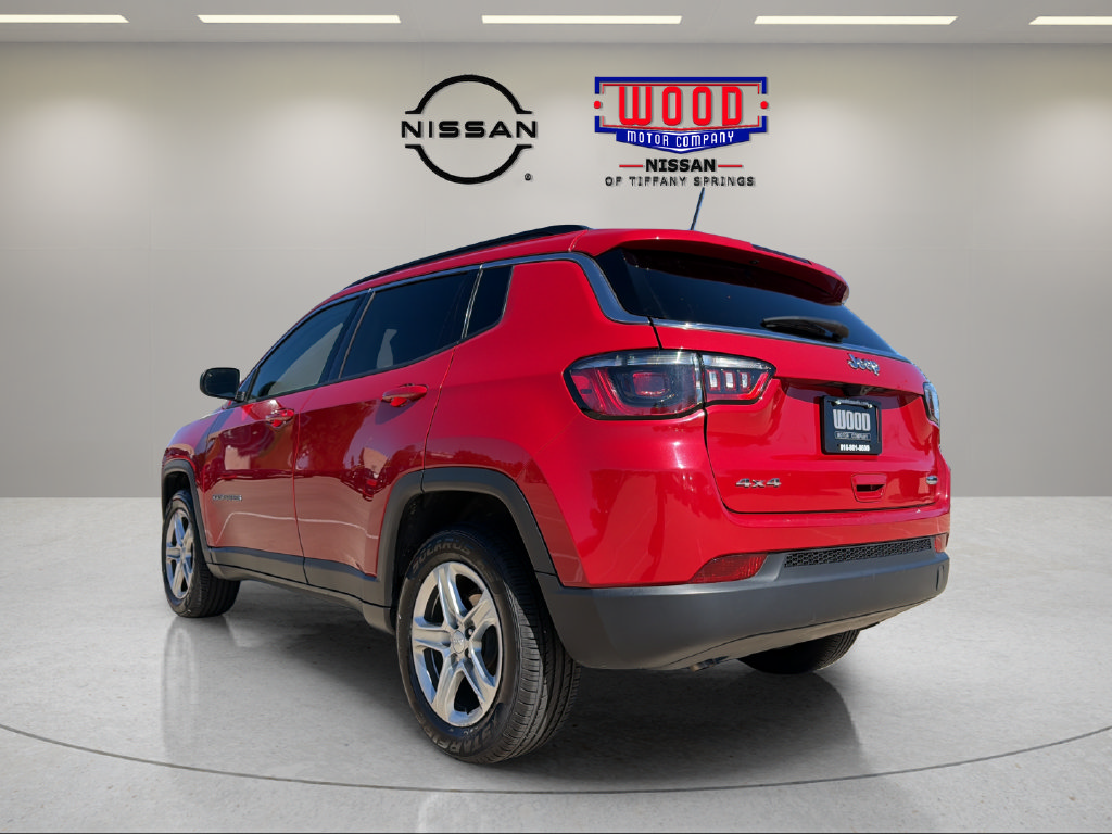 Used 2024 Jeep Compass Latitude AWD/4WD image 4