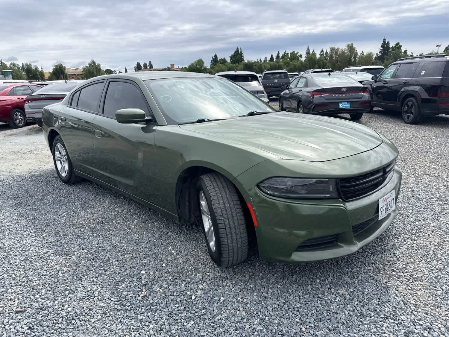 Used 2022 Dodge Charger SXT RWD image 3