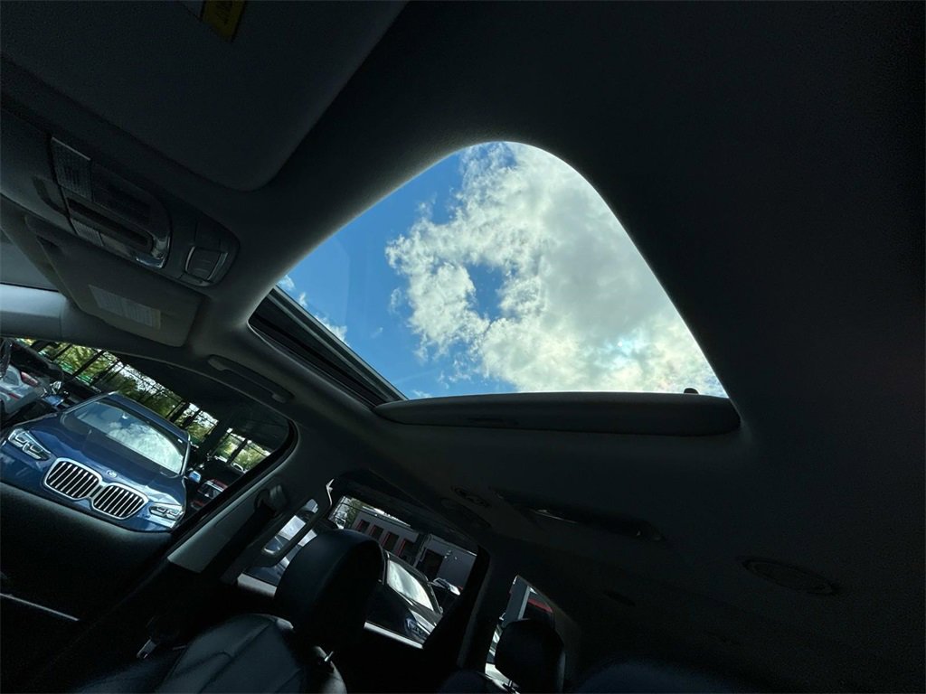 Used 2022 Kia Telluride S image 21