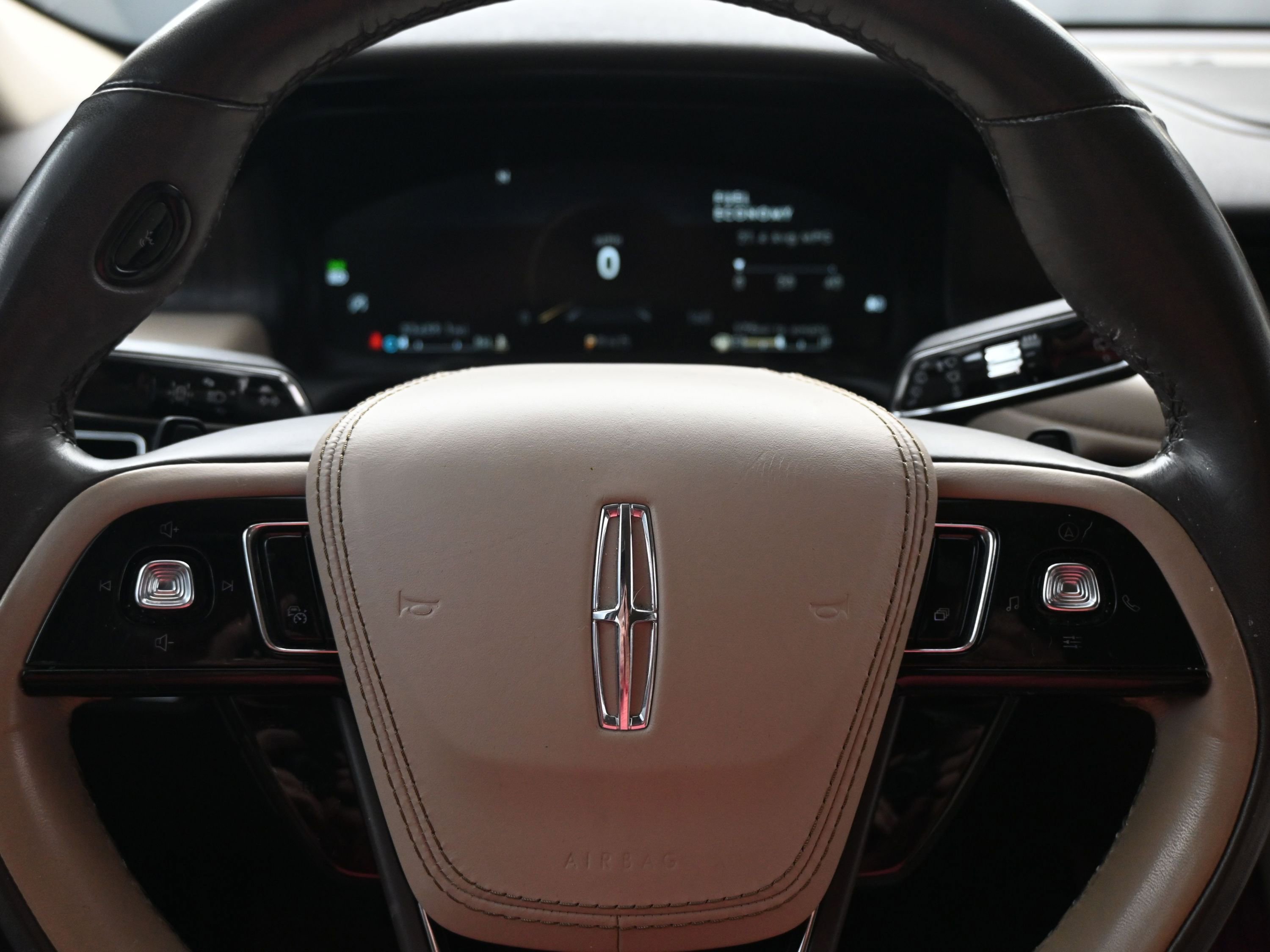 Used 2022 Lincoln Aviator Reserve w/ Equipment Group 201A image 20