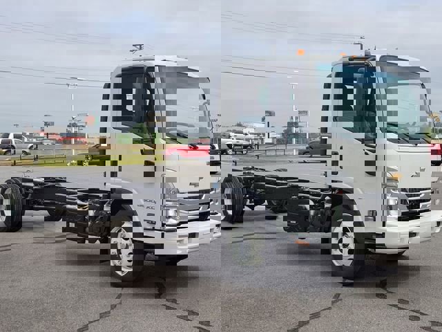 New 2024 Chevrolet Low Cab Forward 5500XD RWD image 2