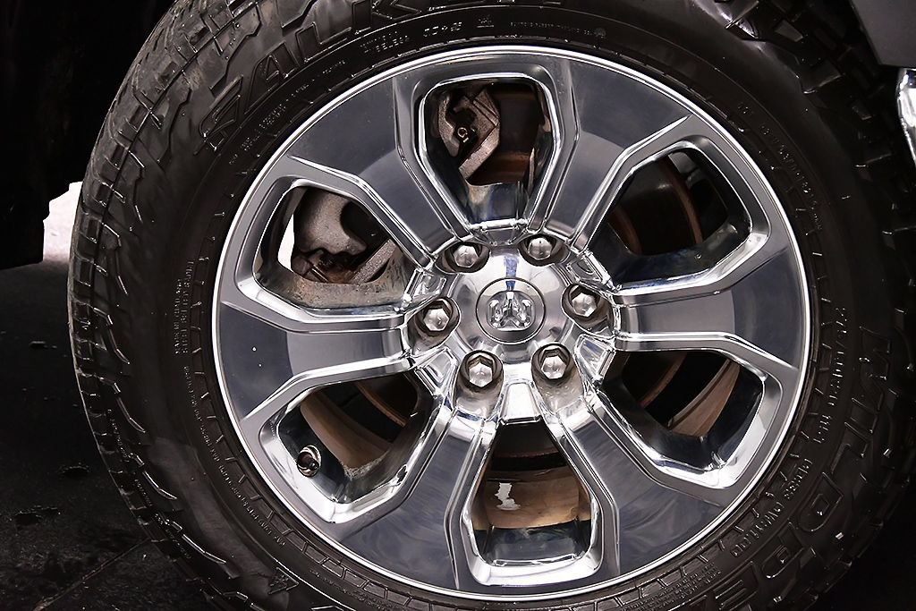 Used 2023 RAM 1500 Big Horn AWD/4WD image 9