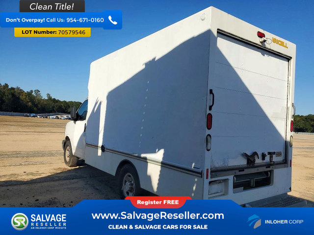 Used 2010 Chevrolet Express 3500 RWD image 3