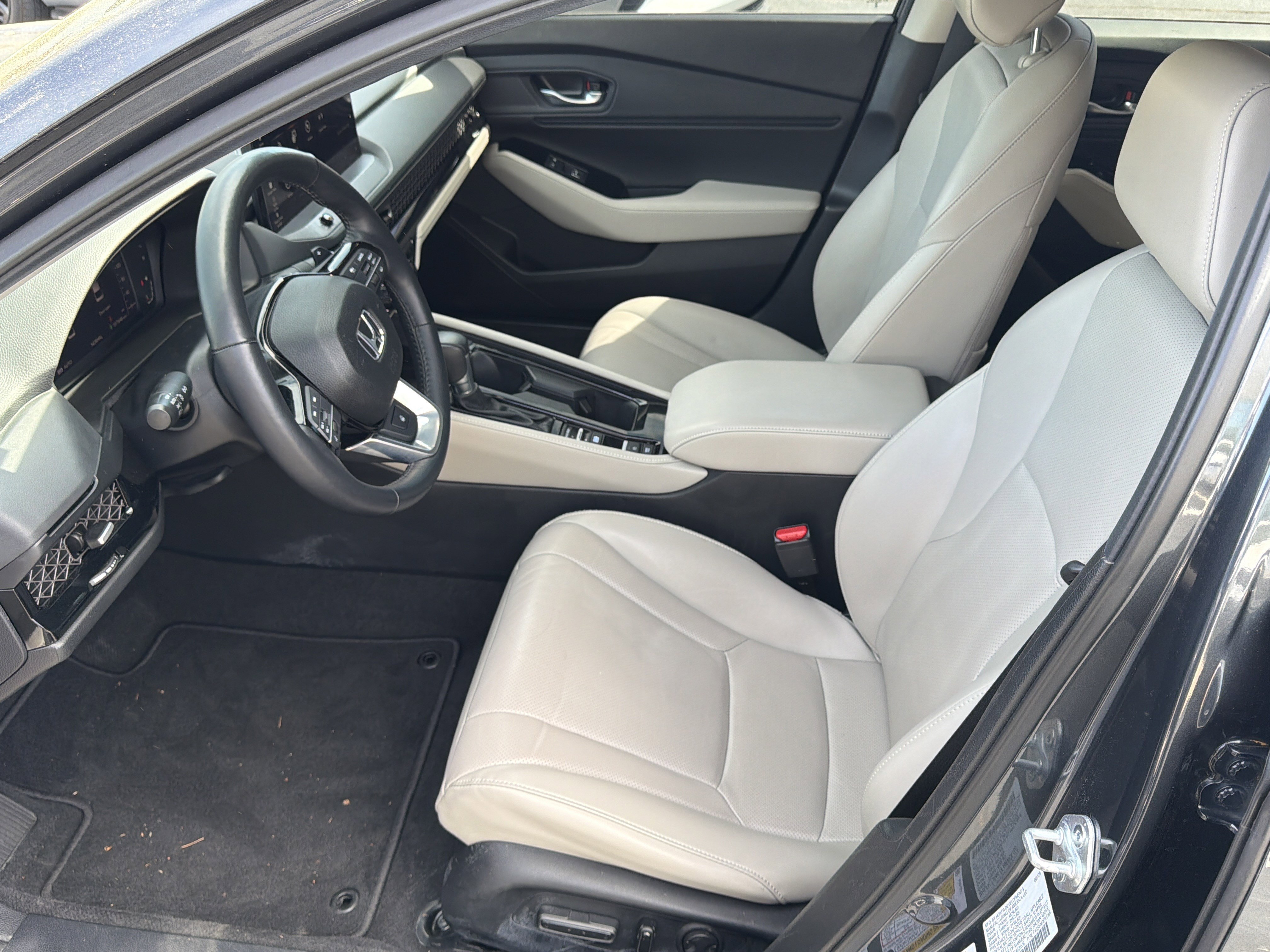 Certified 2025 Honda Accord Touring image 20