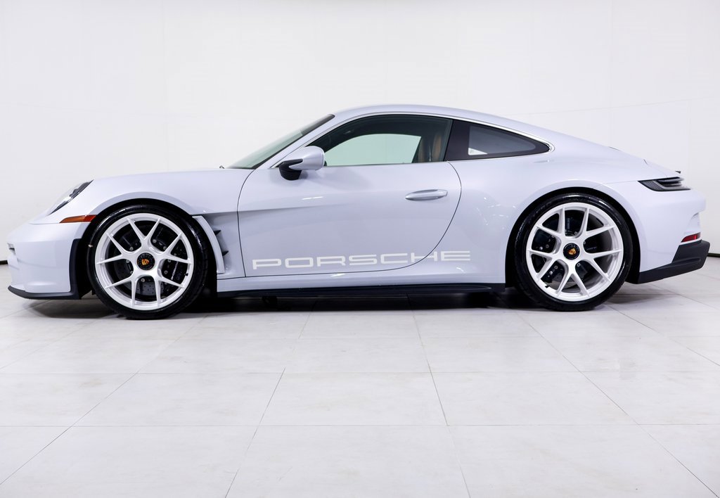 Certified 2024 Porsche 911 GT3 RS image 2