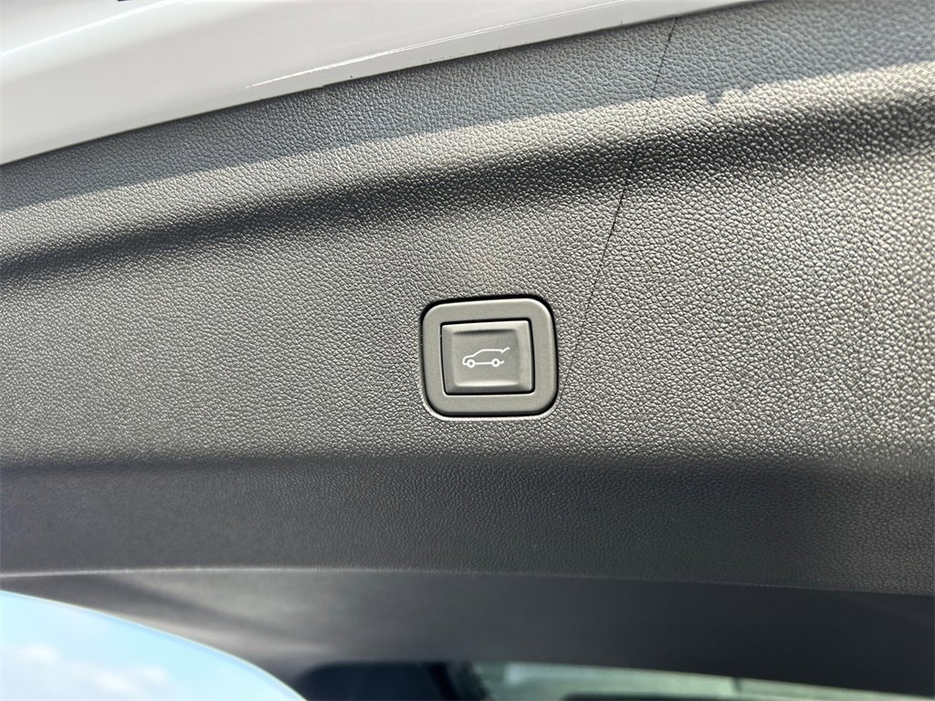 New 2026 GMC Yukon XL Elevation w/ Elevation Premium Package image 35