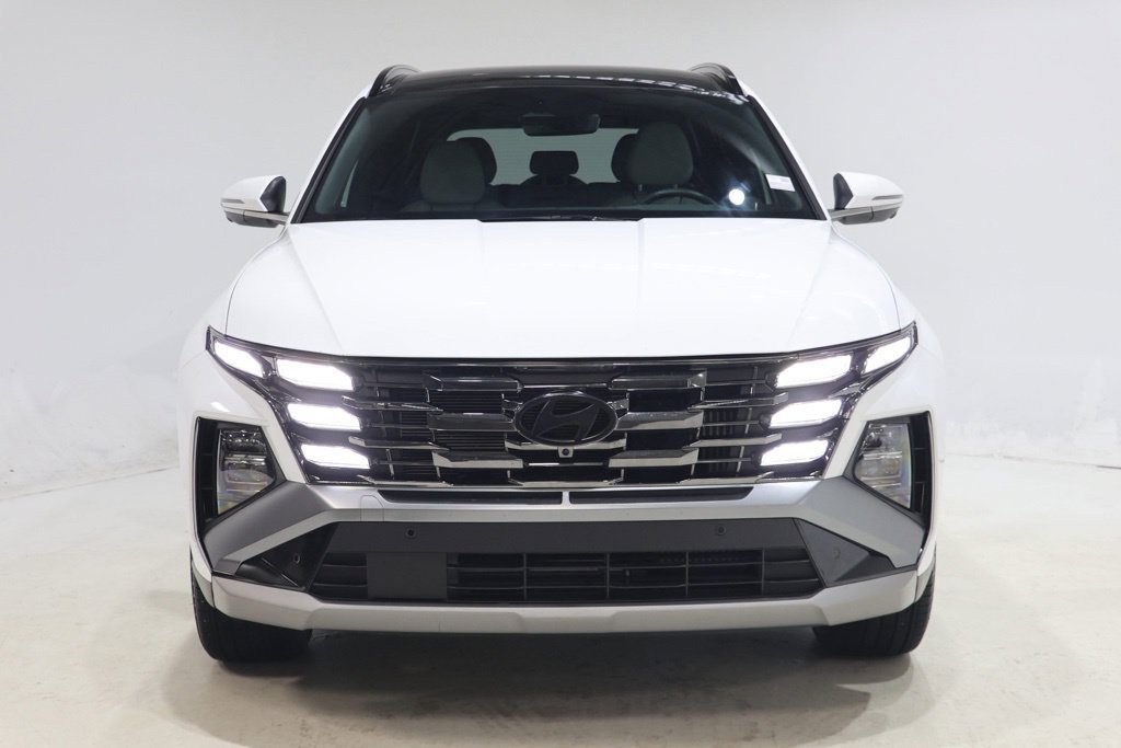 Used 2026 Hyundai Tucson Limited AWD/4WD image 2