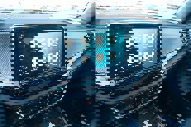 New 2026 Volkswagen Atlas Cross Sport SEL R-Line image 20