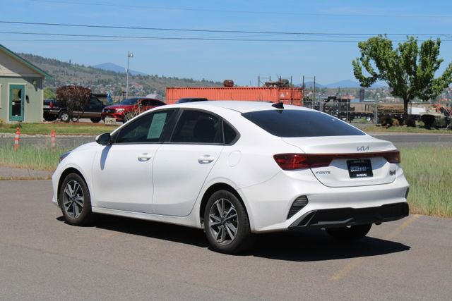 Used 2023 Kia Forte LXS FWD image 4
