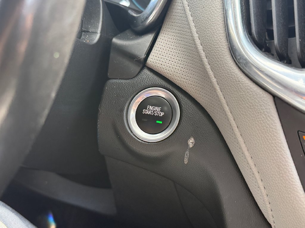Used 2019 Chevrolet Equinox Premier AWD/4WD image 29