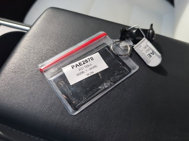 Used 2021 Tesla Model Y 2WD image 28