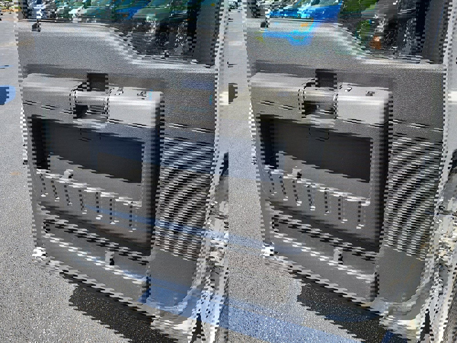 Used 2015 Ford F250 Lariat w/ Chrome Package image 27