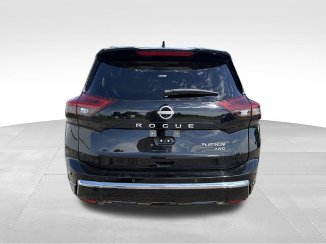 Used 2024 Nissan Rogue Platinum AWD/4WD image 16