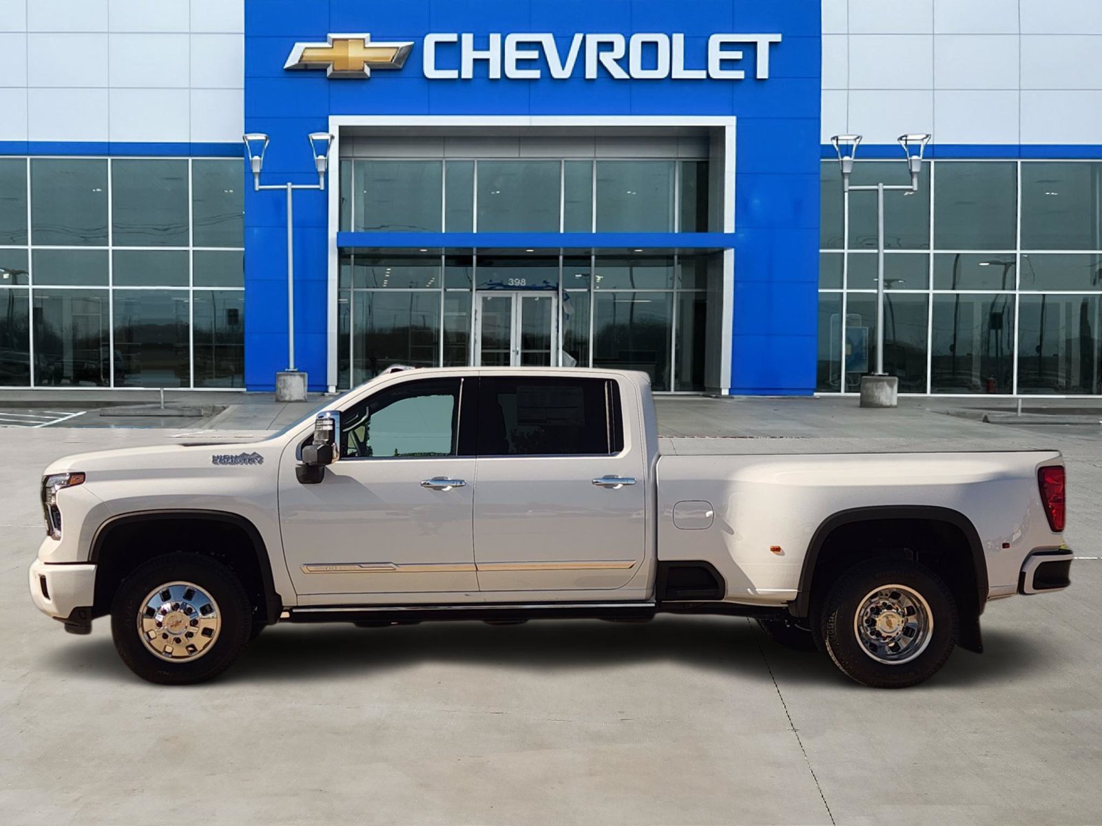 New 2026 Chevrolet Silverado 3500 High Country w/ Technology Package AWD/4WD image 3