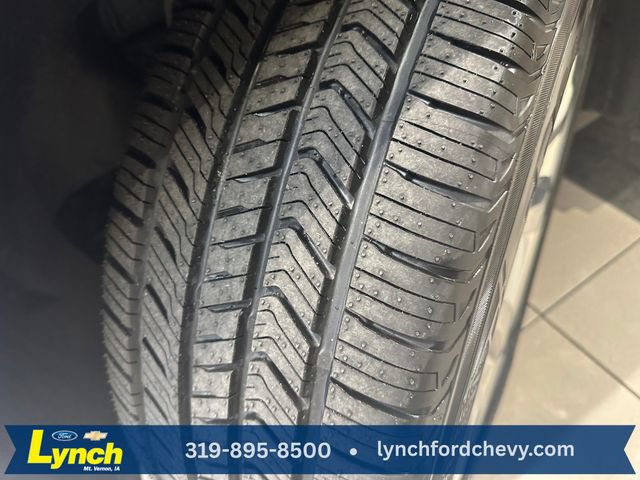Used 2020 Ford Explorer Platinum w/ Premium Technology Package AWD/4WD image 34