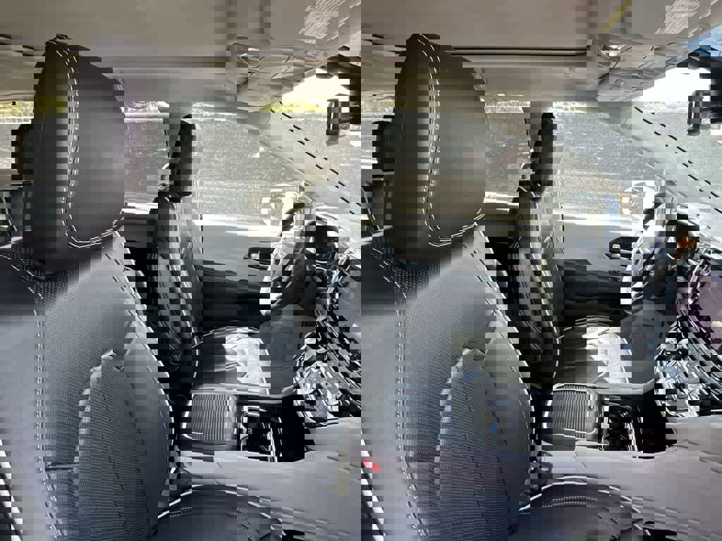 Used 2022 Chrysler Pacifica Limited image 27