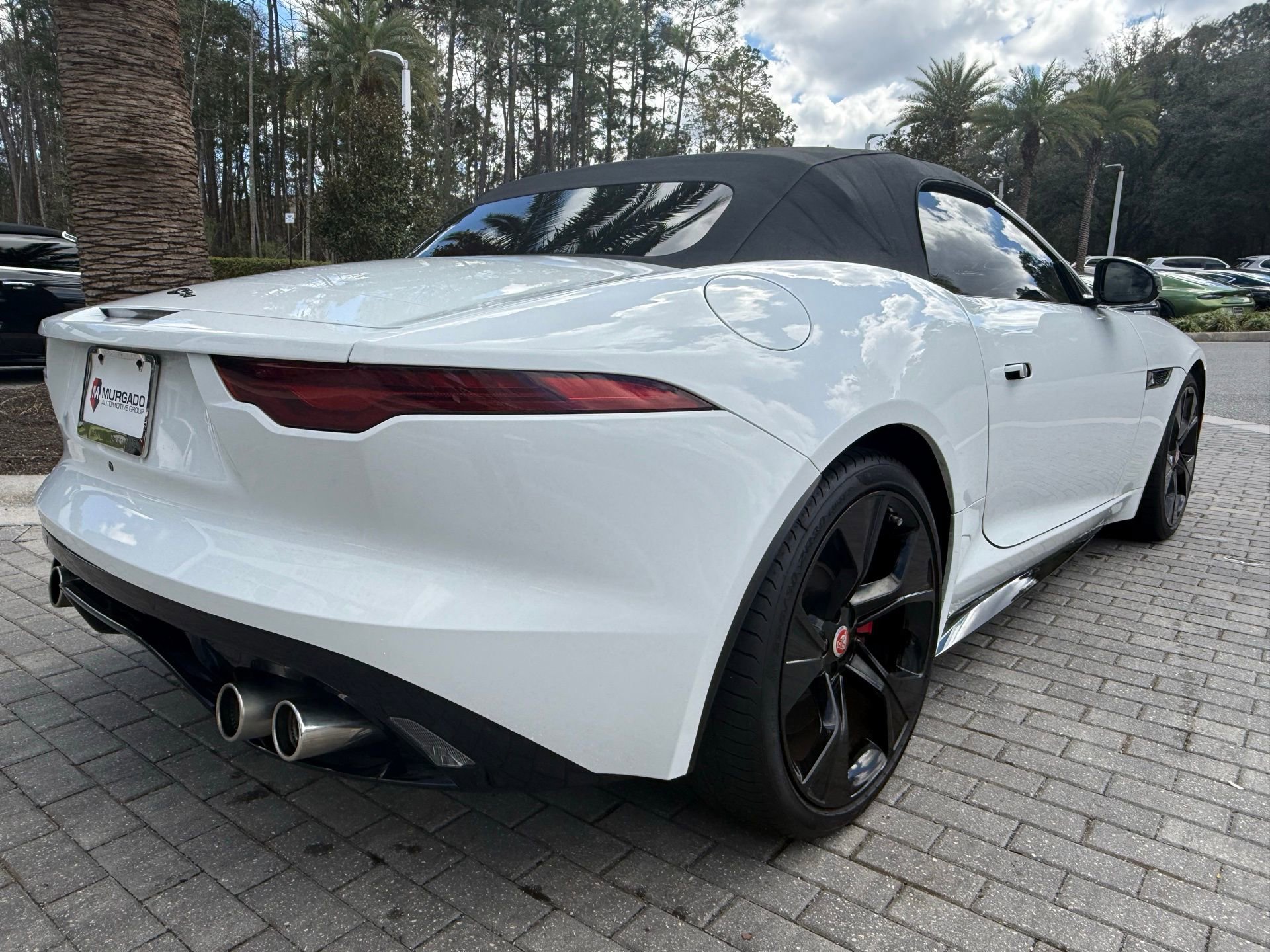 Used 2023 Jaguar F-TYPE R-Dynamic image 12