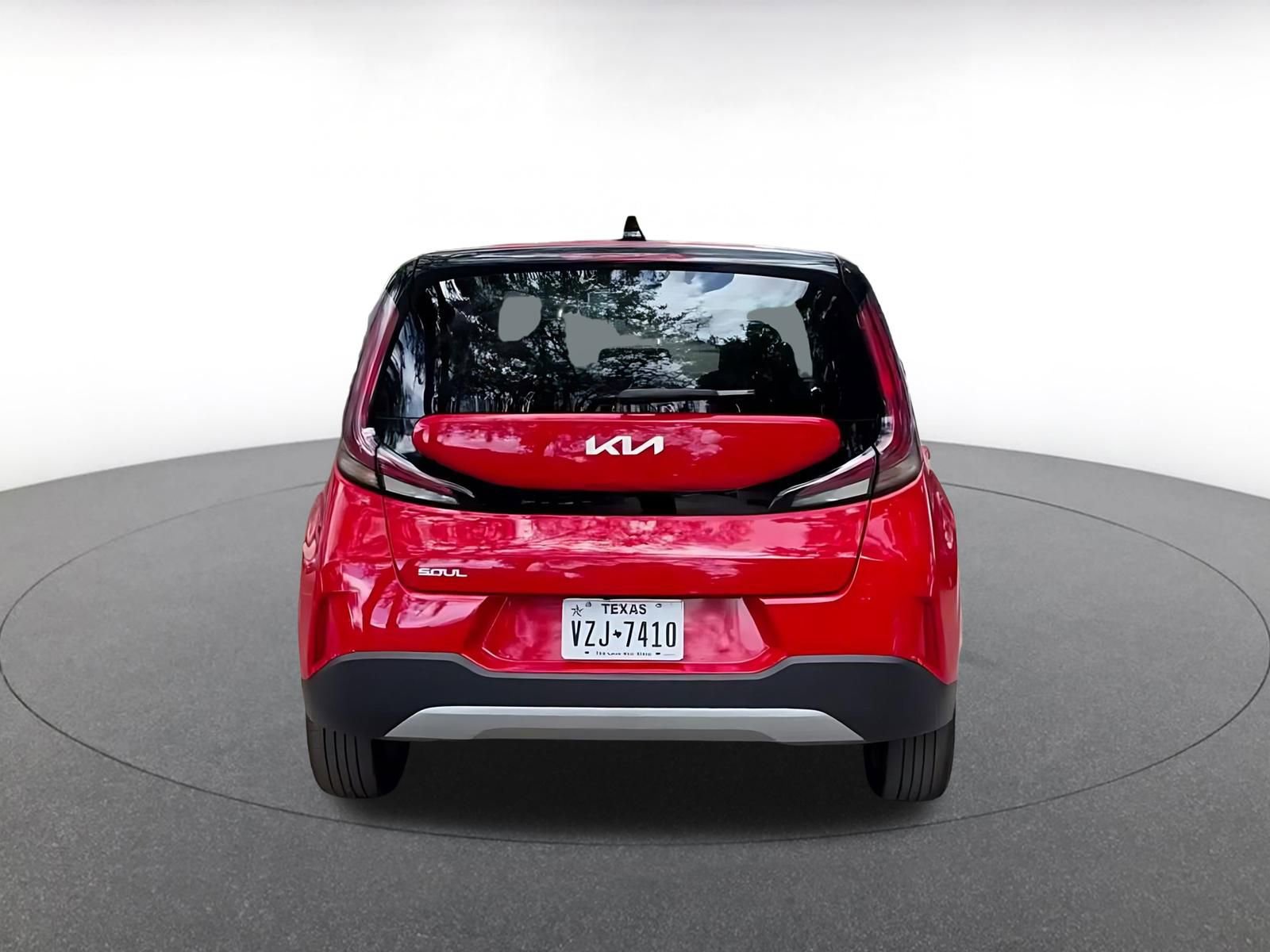 Used 2025 Kia Soul LX w/ LX Technology Package FWD image 22