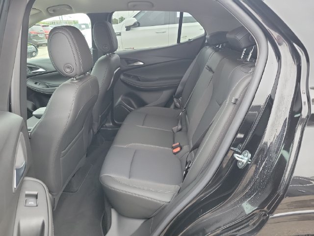 Used 2023 Buick Encore GX Select w/ Sport Touring Package FWD image 11