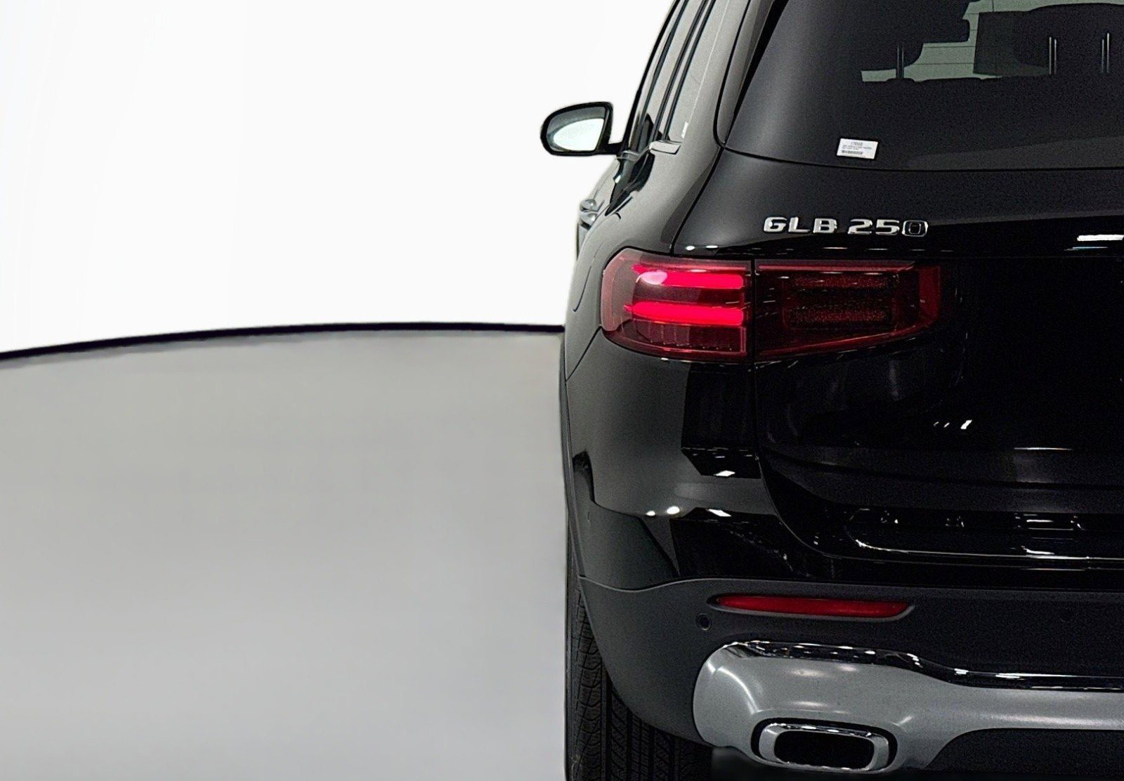 New 2025 Mercedes-Benz GLB 250 image 24