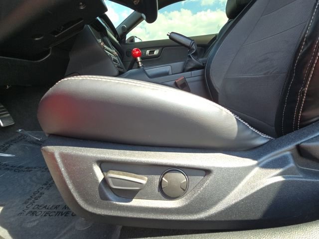 Used 2020 Ford Mustang Shelby GT350 w/ Technology Package image 21