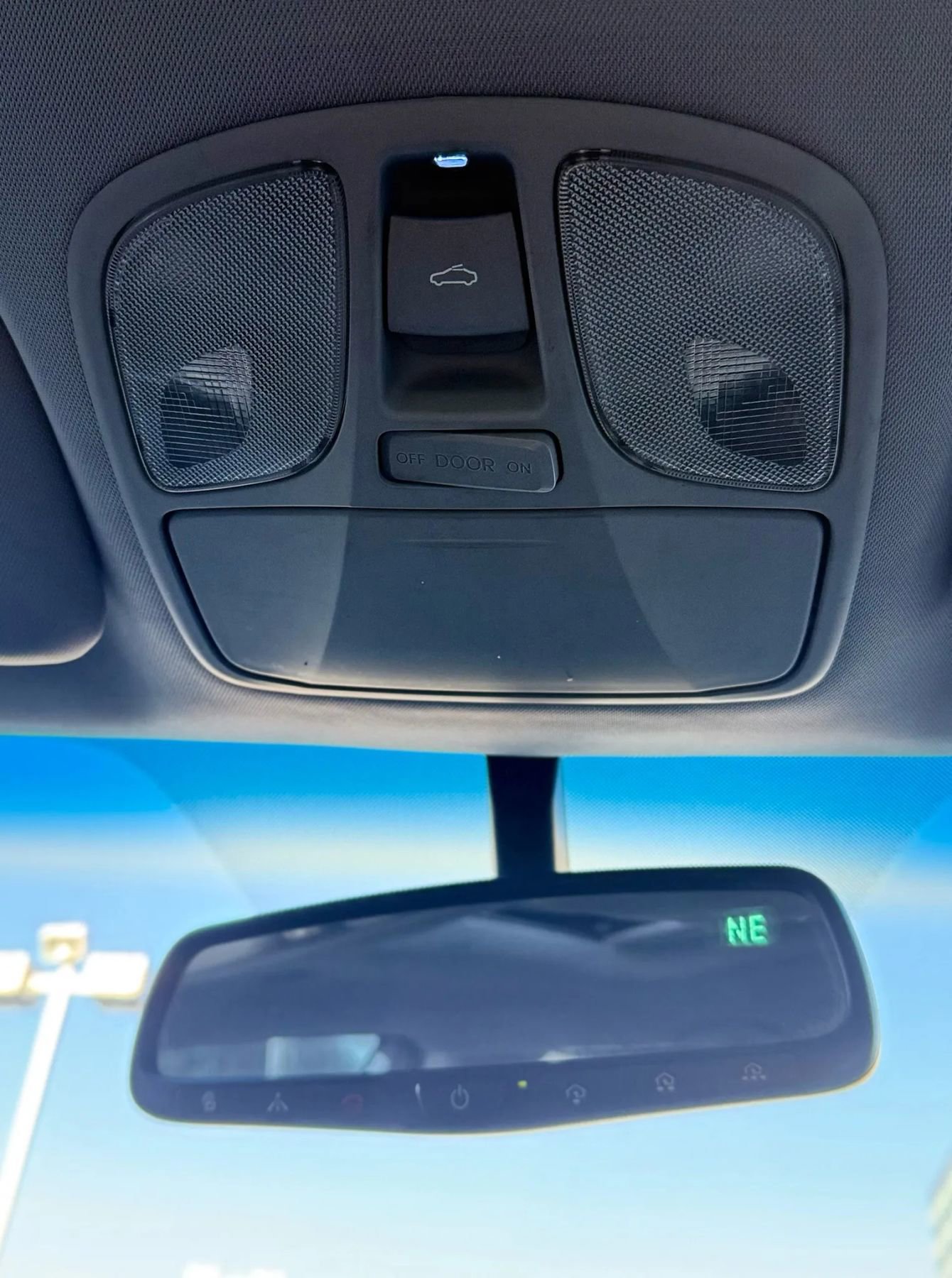 Used 2013 Hyundai Sonata SE w/ Navigation & Sunroof Pkg image 25