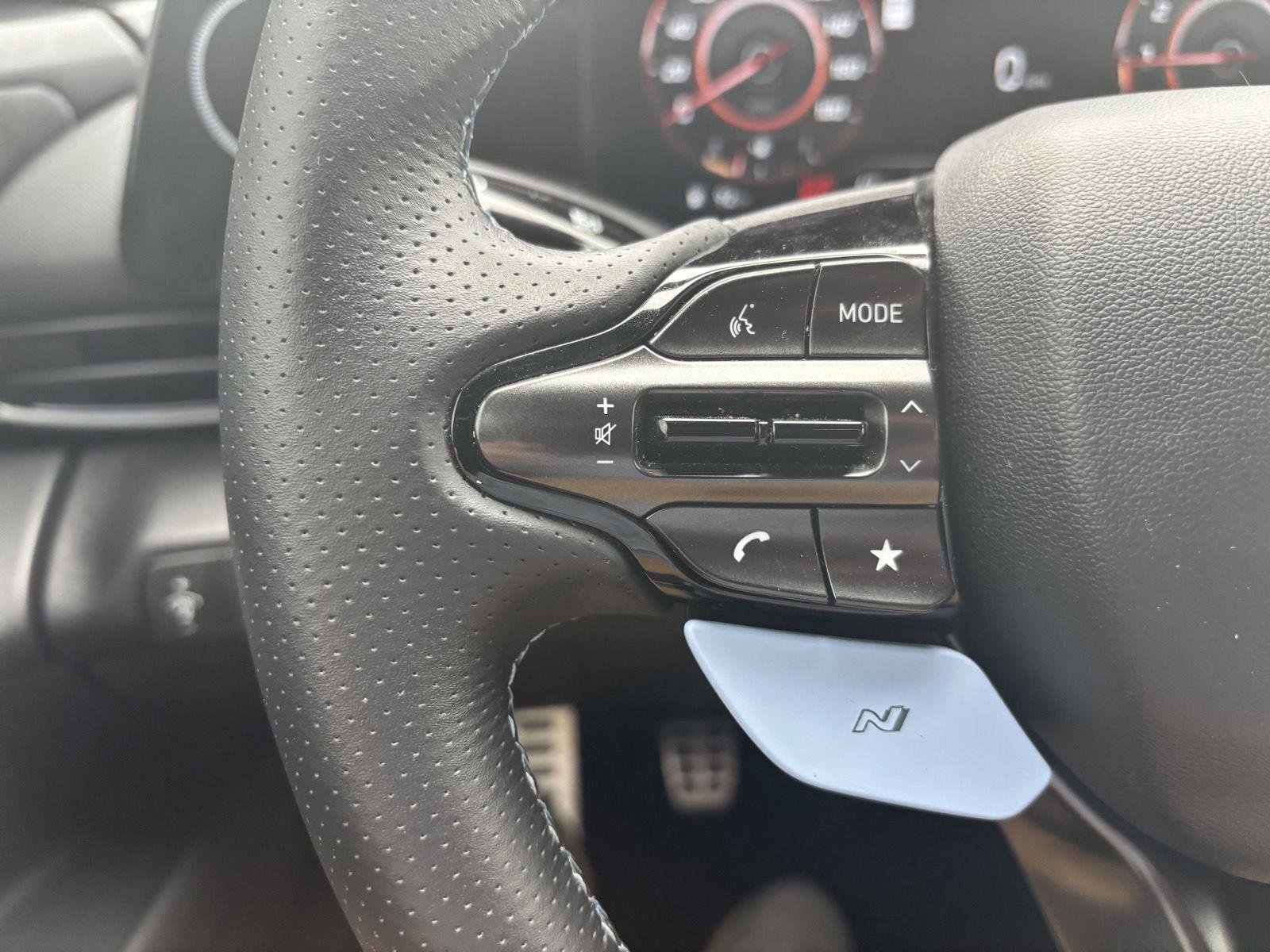 Used 2025 Hyundai Elantra N FWD image 11