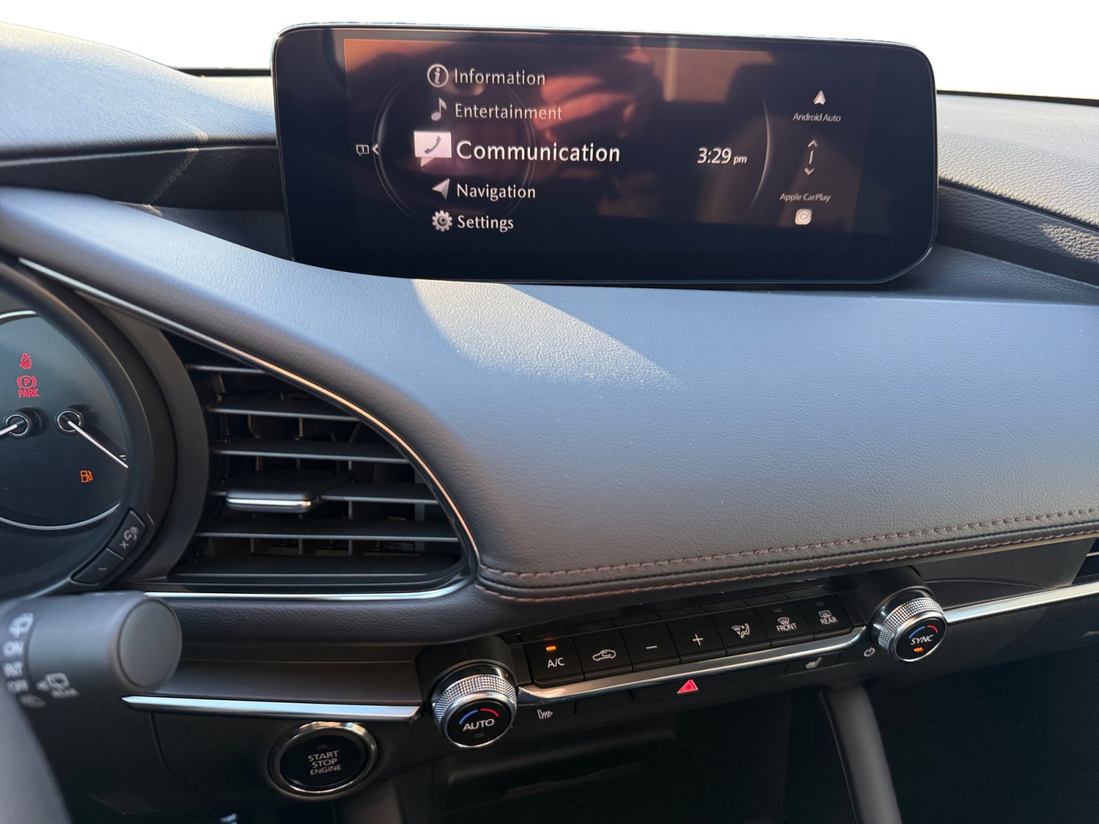 New 2026 MAZDA MAZDA3 Hatchback w/Premium Plus Pkg image 12