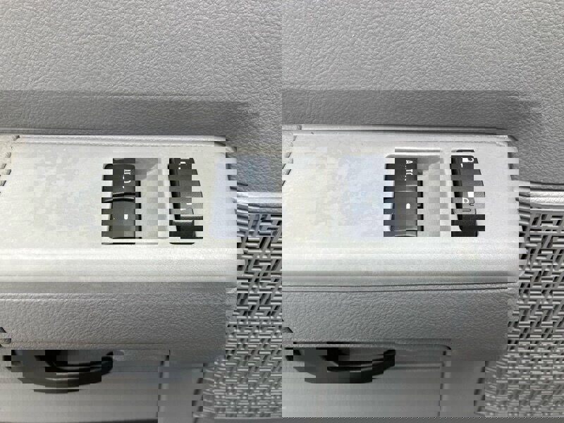 Used 2010 Ford E-350 and Econoline 350 XL image 7