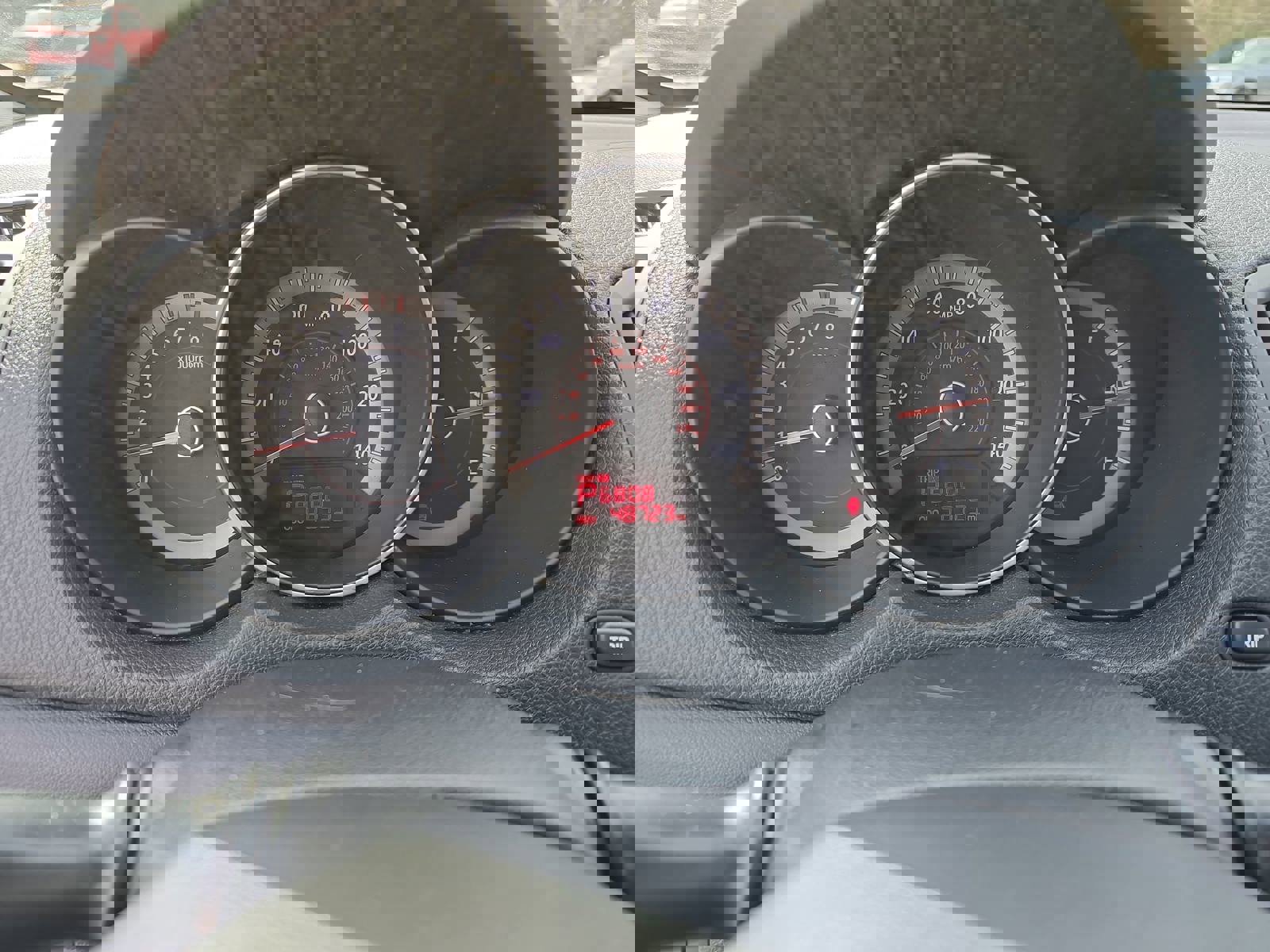 Used 2012 Kia Forte Koup EX image 19