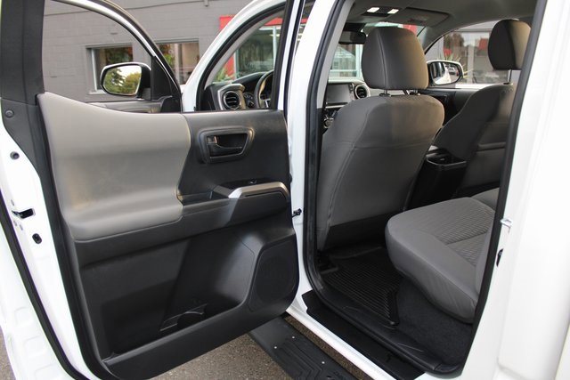 Used 2022 Toyota Tacoma SR5 image 19