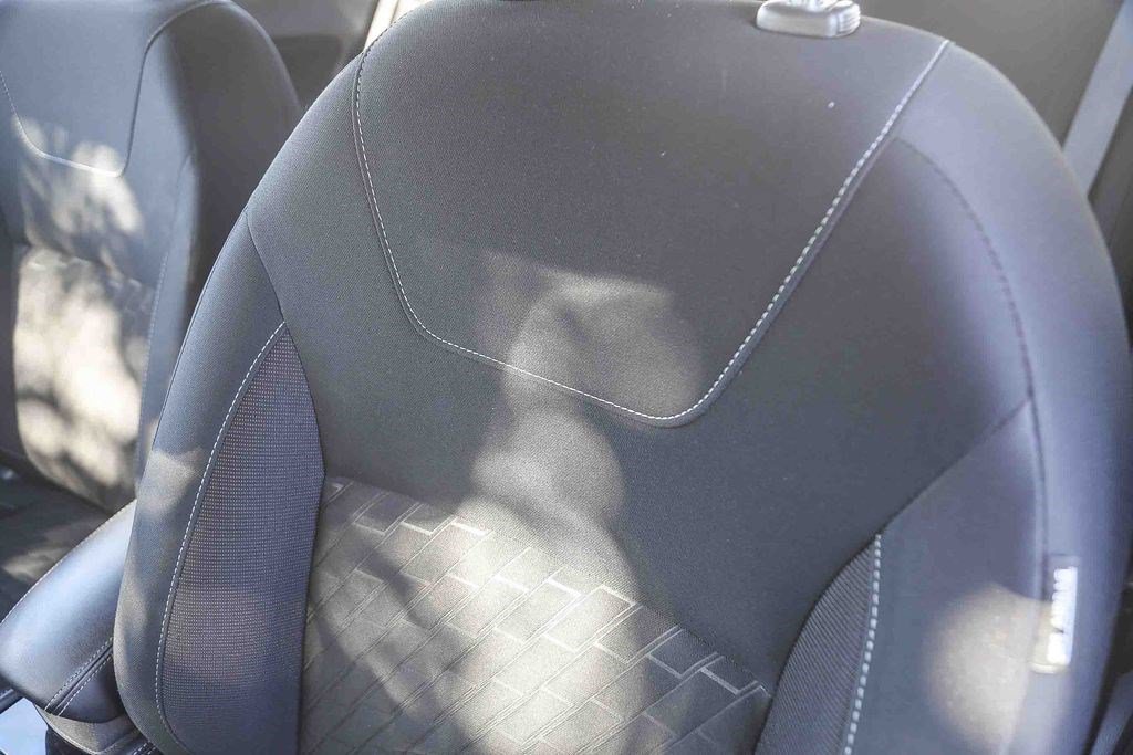 Used 2023 Nissan Kicks SV FWD image 24