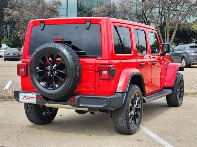Certified 2025 Jeep Wrangler Sahara image 6