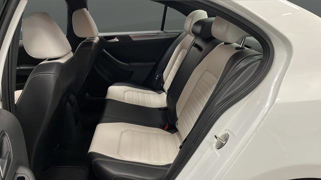 Used 2016 Volkswagen Jetta Sport image 22