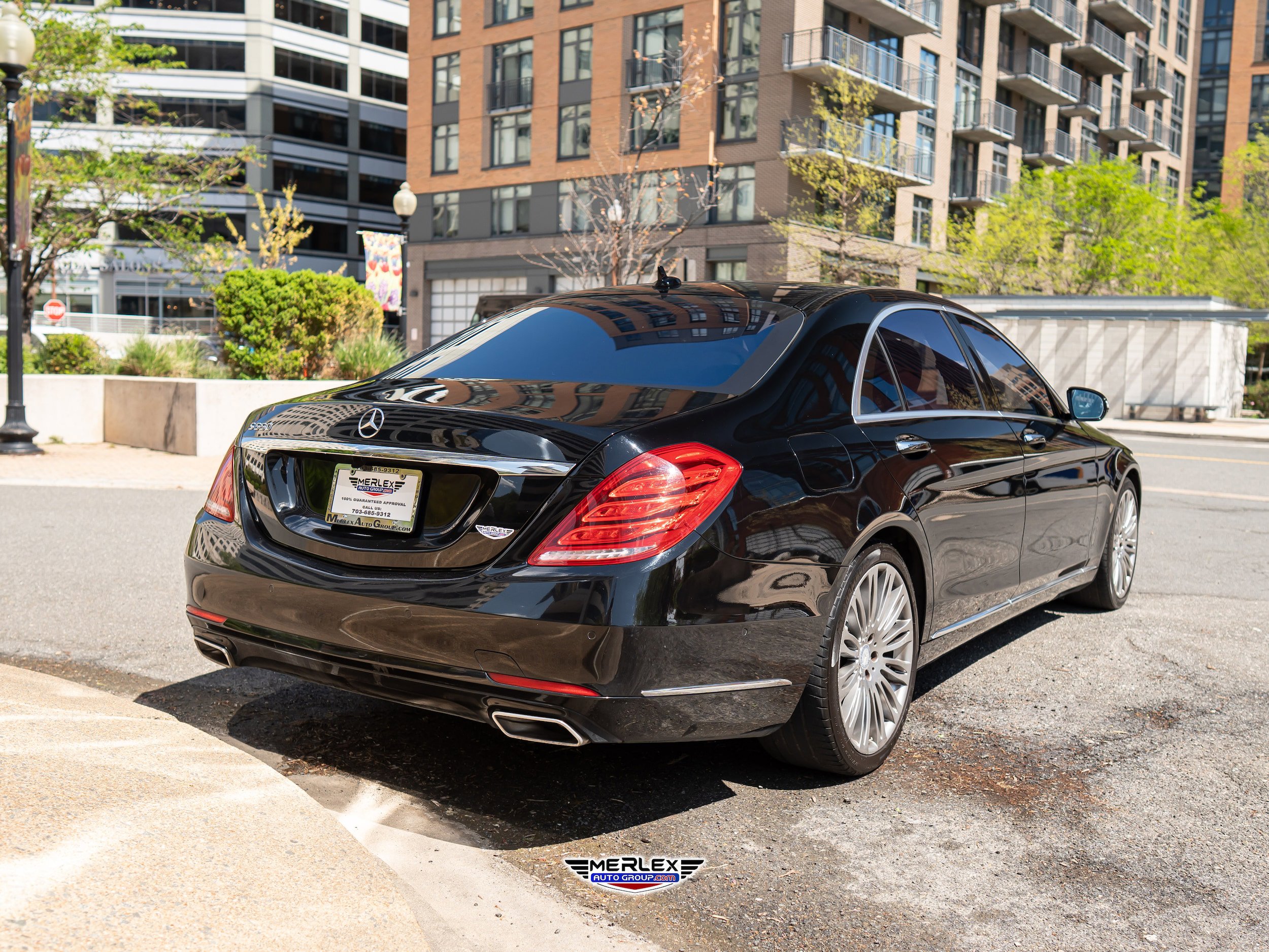Used 2016 Mercedes-Benz S 550 Sedan image 7
